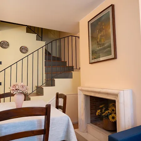 Apartamento Carla Cozy In Petrasanta Center *