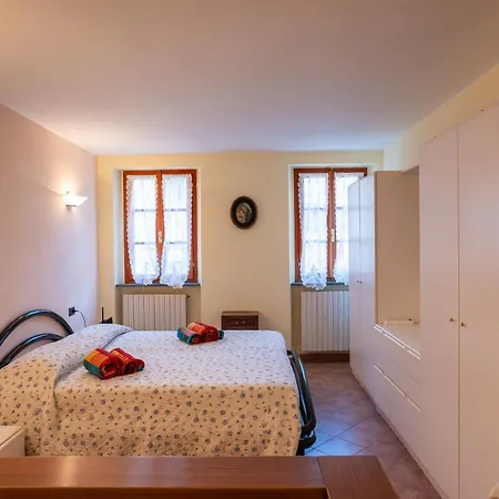 Carla Cozy In Petrasanta Center * Pietrasanta